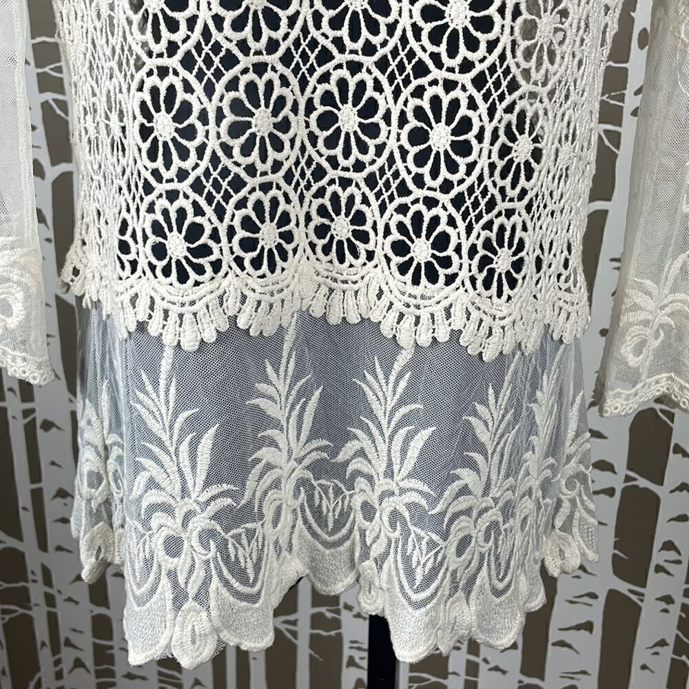 Boho Embroidered Lace & Mesh 3/4 Sleeve Top - Picture 3 of 14